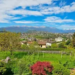 Bellavista Apartment With Free Parking